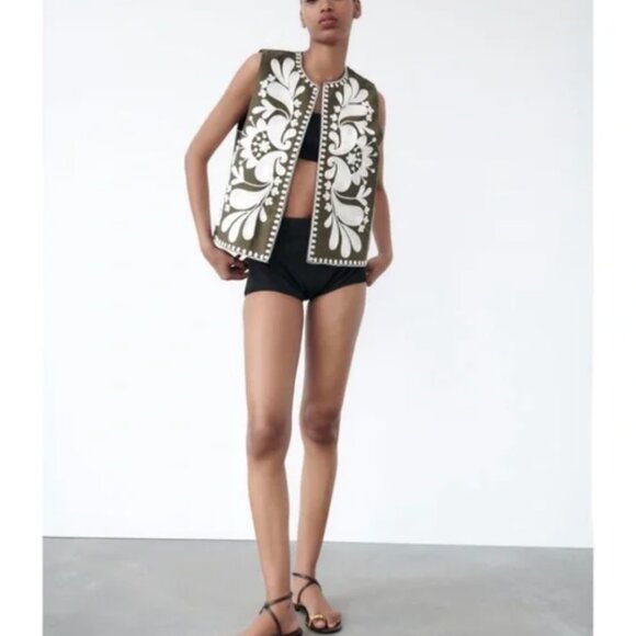 Zara CONTRAST EMBROIDERED VEST Olive Green/White Size M - Picture 5 of 16